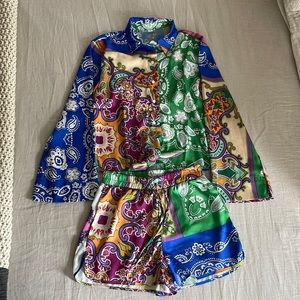 Mixed pattern shorts set